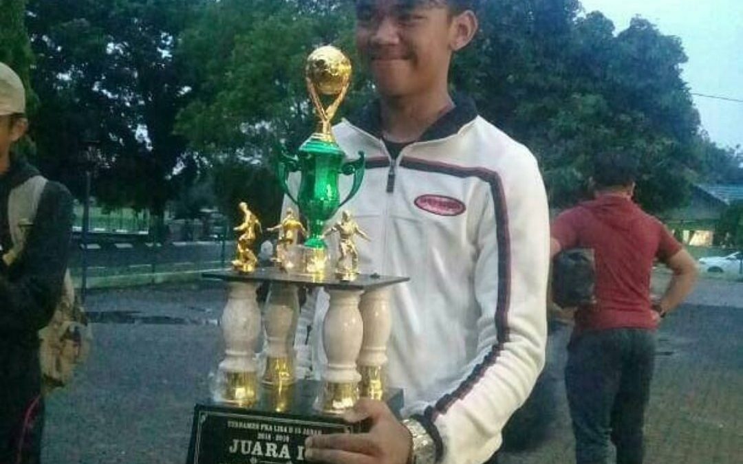 Siswa SMP DH Meraih Juara 3 Sepakbola Pra-Liga