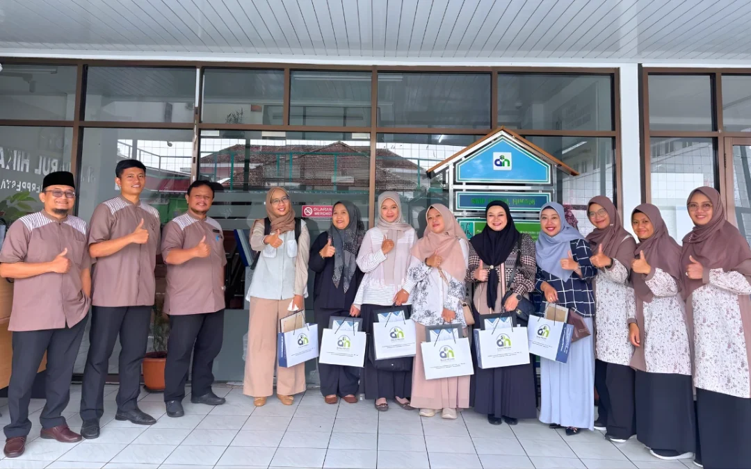 Kolaborasi Pembelajaran Melalui Sit In Class